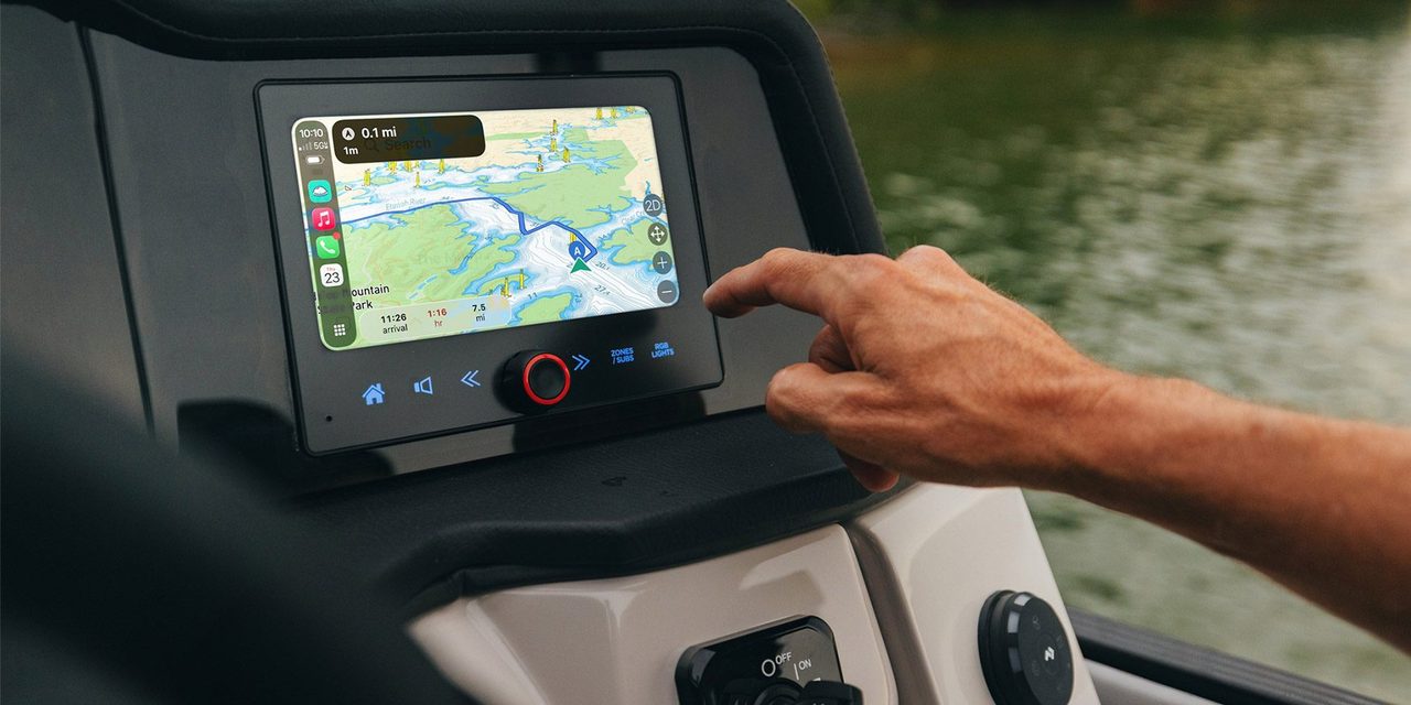 Apple CarPlay, Pontoon Teknesi Başında Yerini Aldı