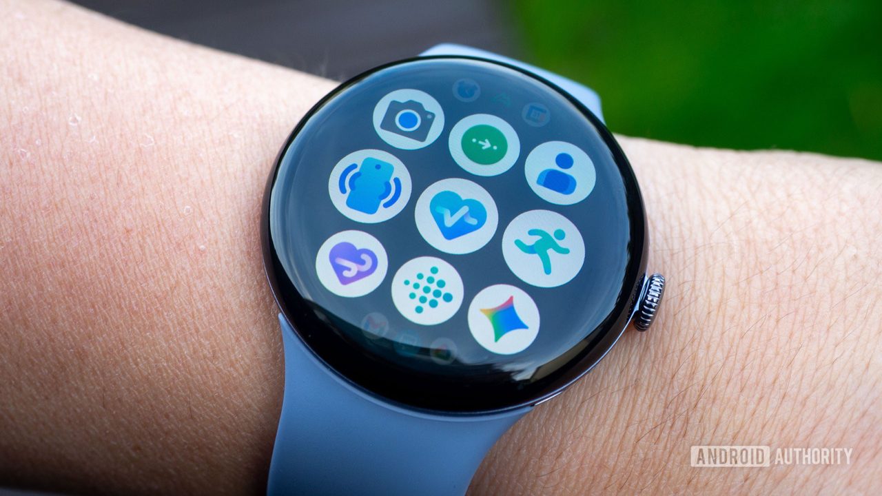 Google'ın Find People Özelliği Wear OS'a Geldi: Siz de Bulunun