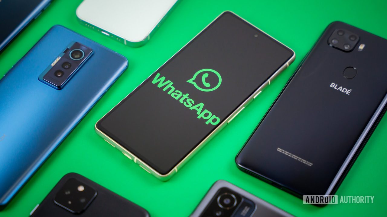 WhatsApp grup sohbetlerindeki en sinir bozucu sorunları çözüyor