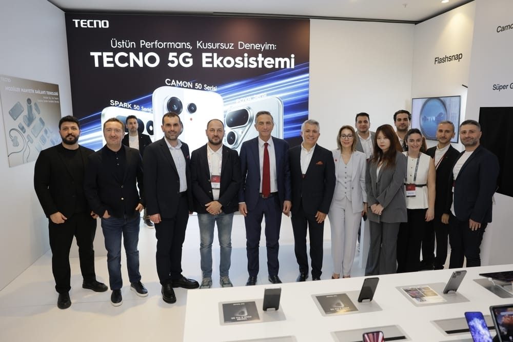 TECNO'nun MWC'de Ödüllü Modüler Telefonu Türk Ortaklarıyla Buluştu